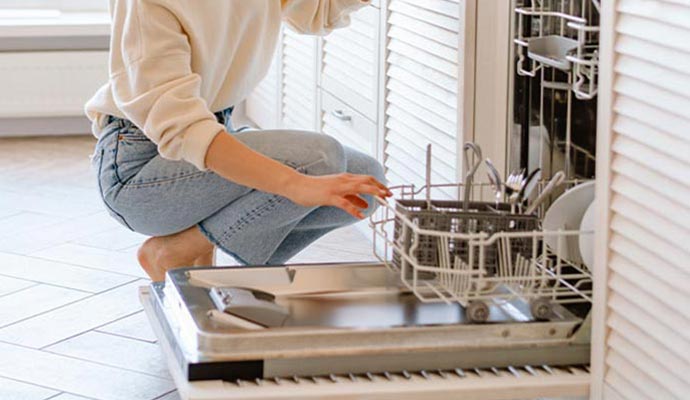 Cleaning up water from a dishwasher that overflowed